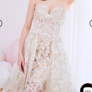 Nude Illusion Lace Corset-Style Strapless Wedding Dress